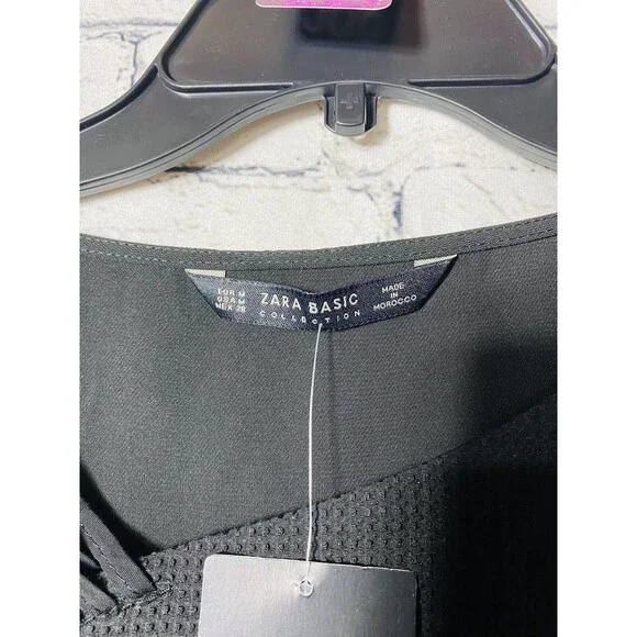 Zara Basic Collections Women’s Long Sleeve, Black Blouse Size Medium New - Picture 2 of 5